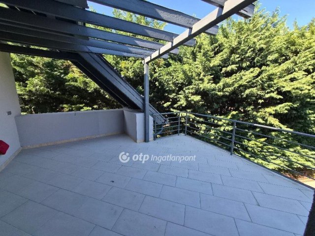 Eladó téglalakás, Budapesten, III. kerületben 319 M Ft, 5 szobás