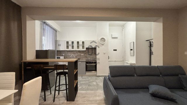 Kiadó téglalakás, albérlet, Budapesten, I. kerületben, 2 szobás