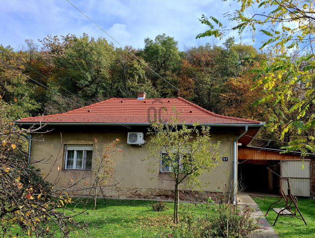 Eladó családi ház, Hosszúhetényen 29.9 M Ft, 3 szobás