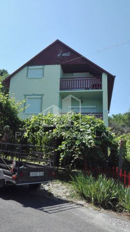 Eladó családi ház, Badacsonytomajon 134.9 M Ft