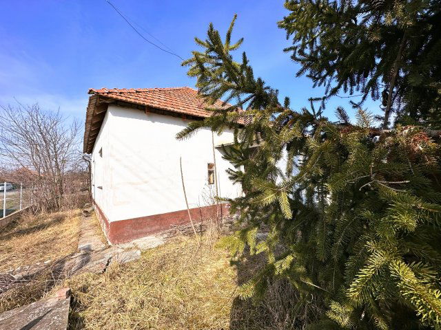 Eladó családi ház, Sarkadon 7.5 M Ft, 2 szobás