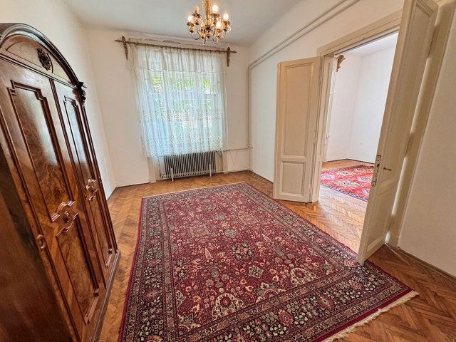 Eladó téglalakás, Győrött 89.9 M Ft, 4 szobás