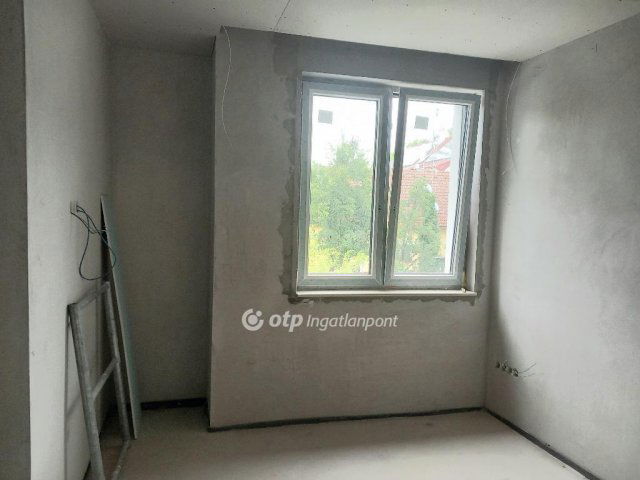 Eladó ikerház, Debrecenben 199.9 M Ft, 3 szobás