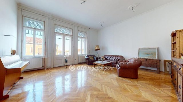 Eladó téglalakás, Miskolcon 85 M Ft, 4 szobás