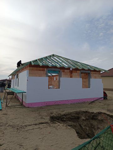 Eladó családi ház, Jakabszálláson 49 M Ft, 4 szobás