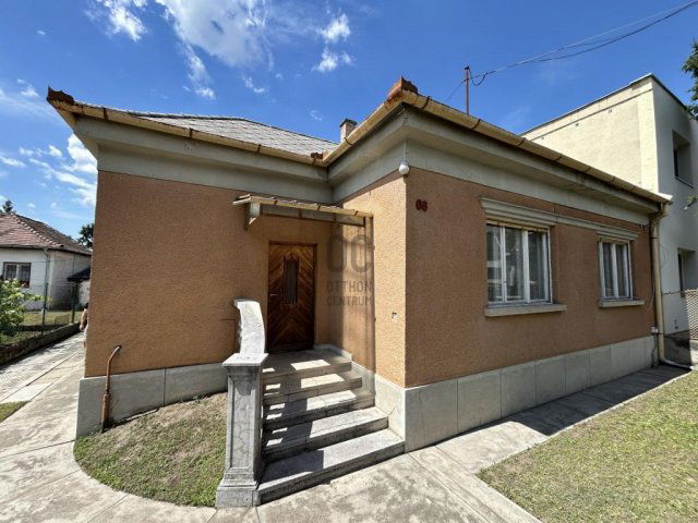 Eladó családi ház, Budapesten, IV. kerületben 129.991 M Ft