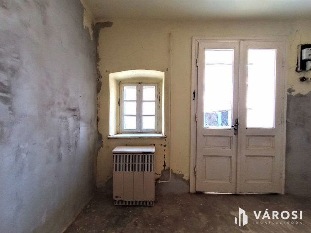 Eladó családi ház, Pásztón 16.5 M Ft, 2 szobás