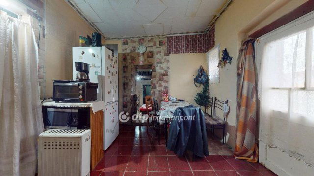 Eladó családi ház, Edelényben 15 M Ft, 3 szobás