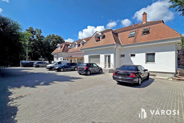 Eladó üzlethelyiség, Gödön 495 M Ft / költözzbe.hu