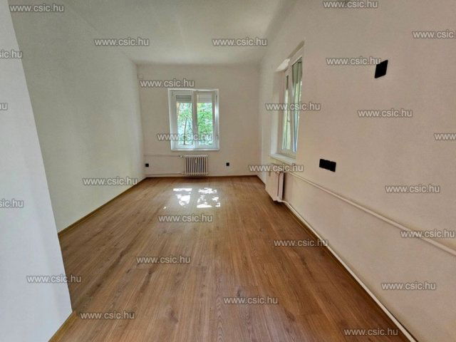 Eladó téglalakás, Budapesten, II. kerületben 129.9 M Ft