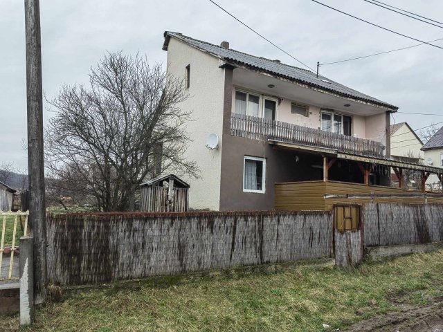 Eladó családi ház, Endrefalván 11.99 M Ft, 4 szobás