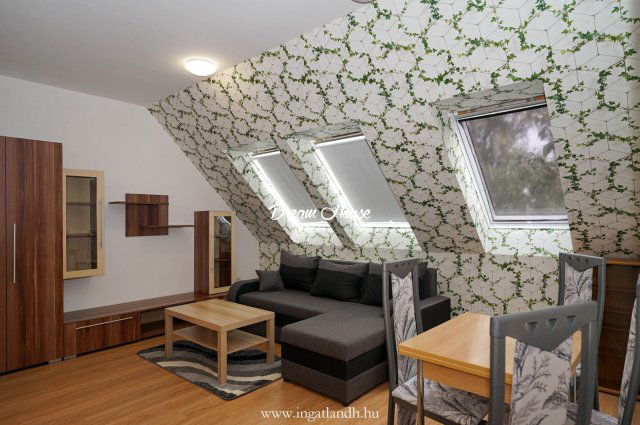 Kiadó téglalakás, albérlet, Nyíregyházán 170 E Ft / hó