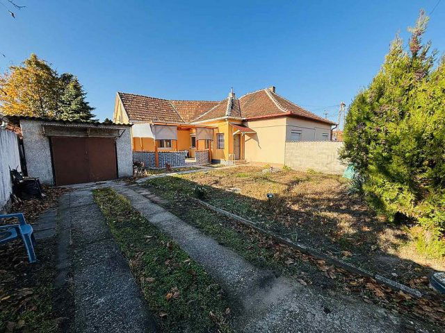 Eladó ikerház, Dunakeszin 84.9 M Ft, 2 szobás