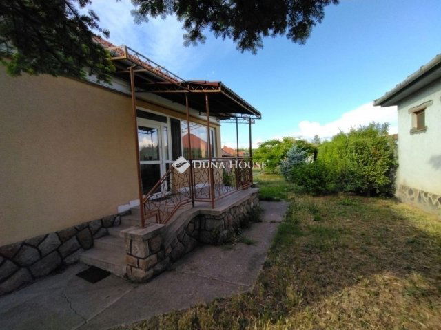 Eladó családi ház, Nagykátán 65 M Ft, 2 szobás