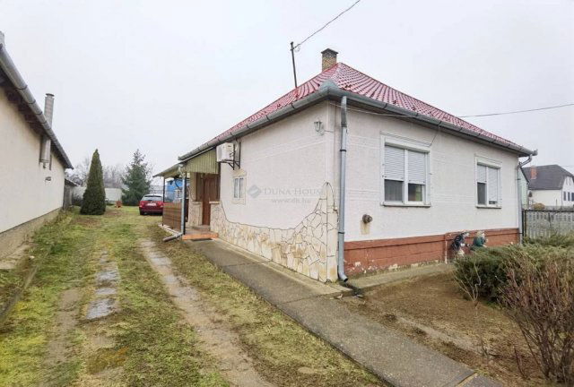 Eladó családi ház, Ilken 24.99 M Ft, 3 szobás