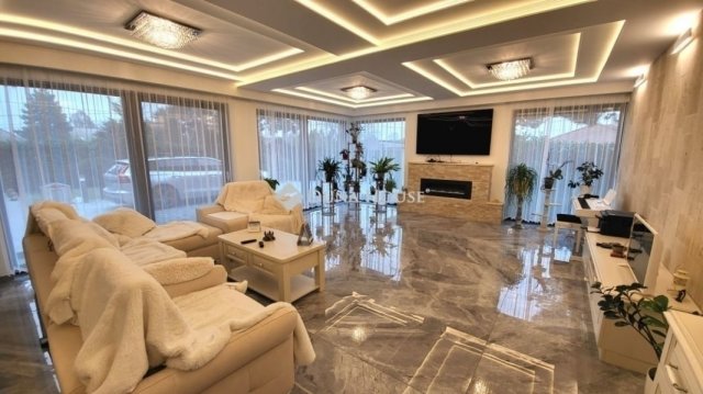 Eladó családi ház, Érden 370 M Ft, 4 szobás