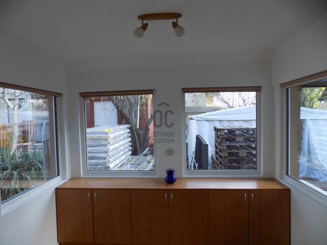 Eladó családi ház, Érden 140 M Ft, 6 szobás