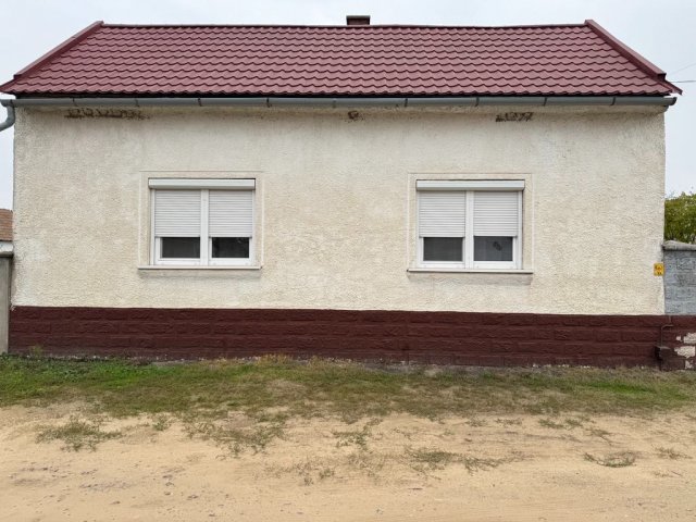 Eladó családi ház, Monostorpályin 35 M Ft, 2 szobás