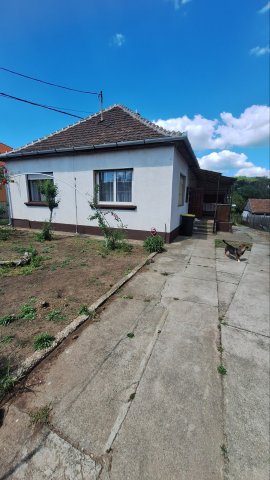 Eladó családi ház, Gödöllőn 84.9 M Ft, 2+1 szobás