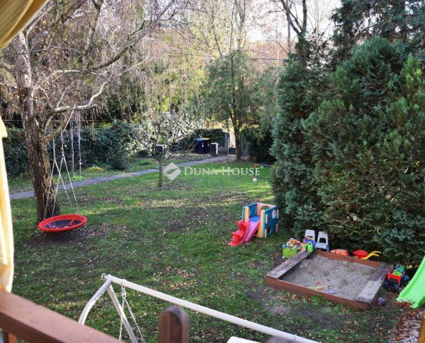 Eladó téglalakás, Budapesten, III. kerületben 109.8 M Ft