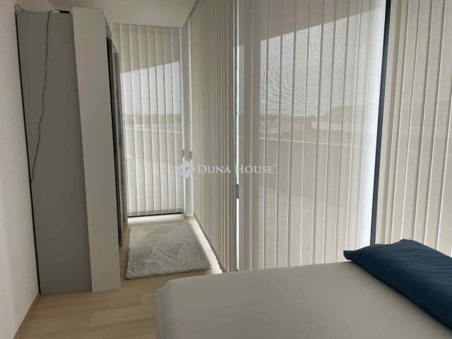 Eladó téglalakás, Szegeden 204.2 M Ft, 3 szobás