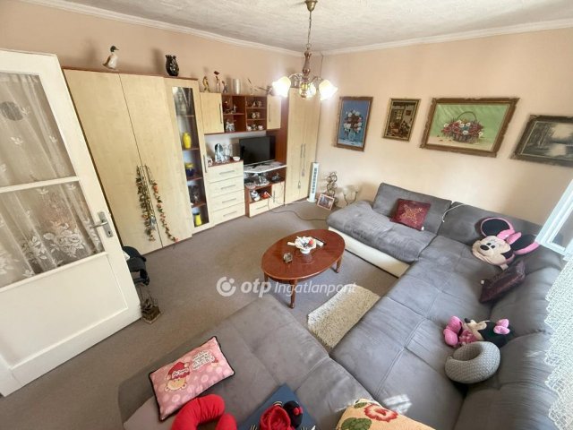 Eladó családi ház, Tiszakécskén 29.5 M Ft, 2 szobás