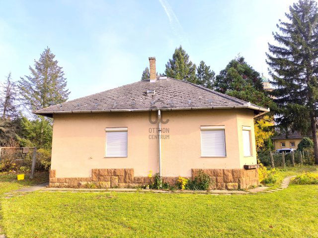 Eladó ikerház, Tatabányán 64.8 M Ft, 2 szobás