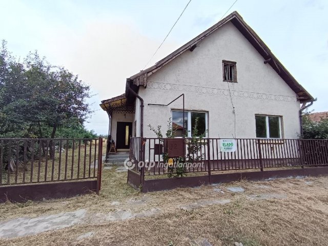 Eladó családi ház, Körösladányban 9.5 M Ft, 2+1 szobás