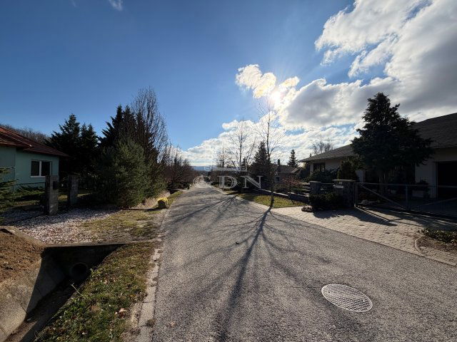 Eladó telek, Piliscsabán 57.5 M Ft / költözzbe.hu