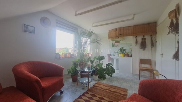 Eladó családi ház, Zalaegerszegen 110 M Ft, 6 szobás