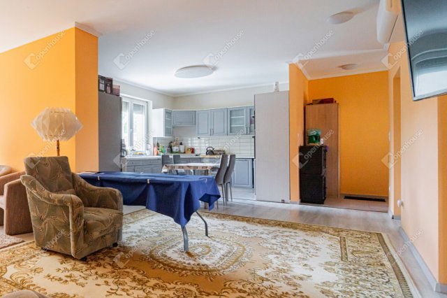 Eladó téglalakás, Monoron 79.9 M Ft, 4 szobás