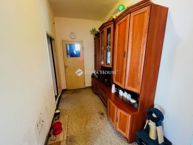 Eladó családi ház, Tápiószelén 24 M Ft, 3 szobás