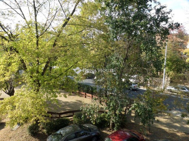 Kiadó téglalakás, albérlet, XII. kerületben, Németvölgyi úton