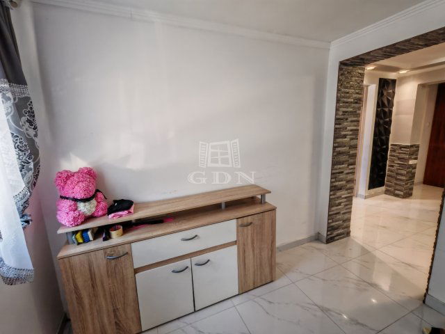 Eladó családi ház, Pécelen 52 M Ft, 1+2 szobás