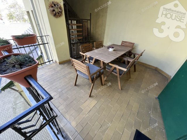 Eladó téglalakás, Kecskeméten 78 M Ft, 2 szobás