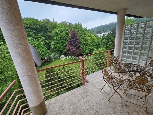 Eladó téglalakás, Budapesten, II. kerületben 99 M Ft, 2 szobás