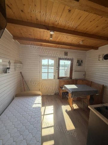 Eladó nyaraló, Tatán 16.5 M Ft, 1 szobás / költözzbe.hu