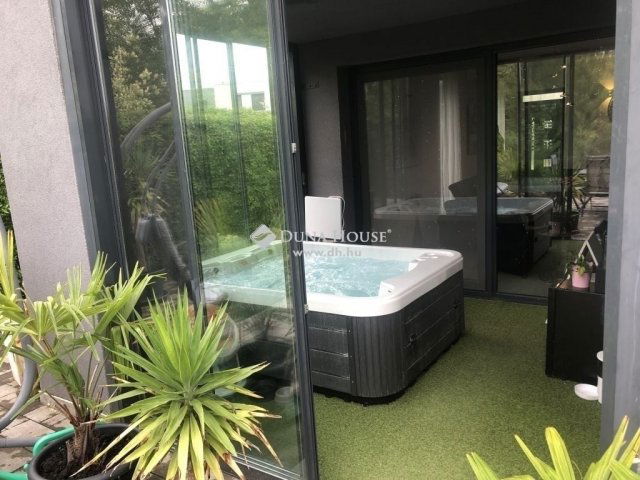 Eladó ikerház, Mogyoródon 194.95 M Ft, 4 szobás