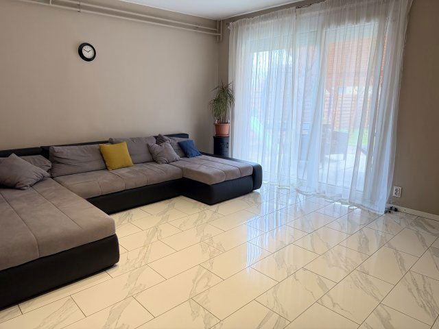 Eladó sorház, Szegeden 112 M Ft, 2+3 szobás