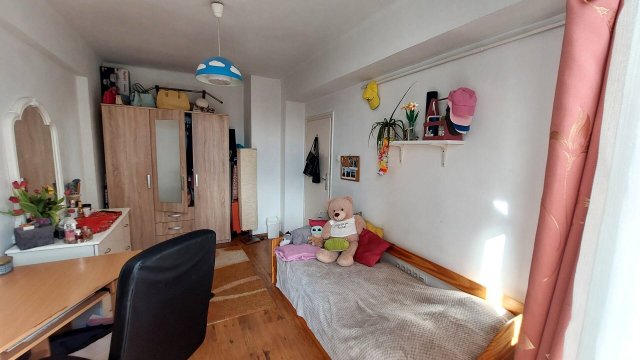 Eladó téglalakás, Vácon 62.8 M Ft, 2+1 szobás