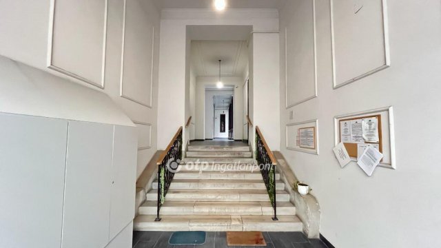 Eladó téglalakás, Budapesten, V. kerületben 110 M Ft, 2 szobás