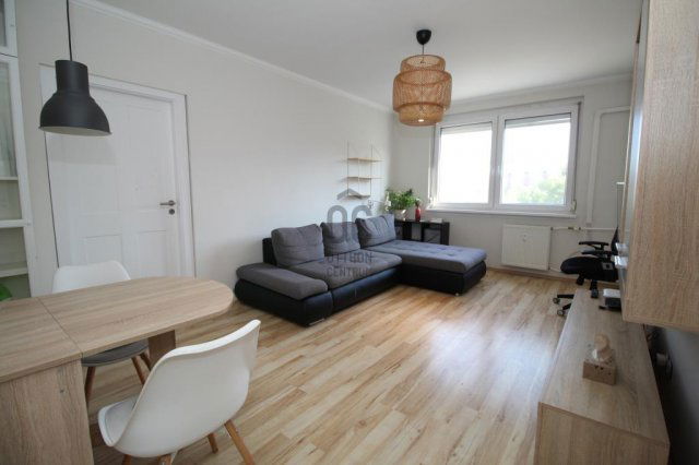 Eladó panellakás, Budapesten, XV. kerületben 68.9 M Ft, 3 szobás