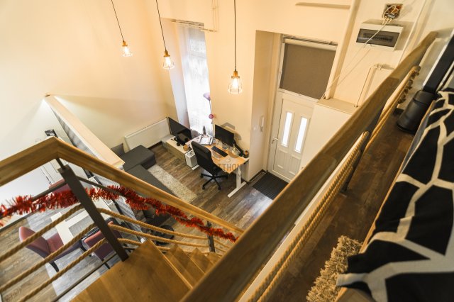 Eladó téglalakás, Budapesten, VII. kerületben, Thököly úton