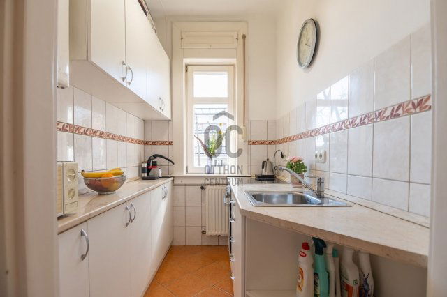 Eladó téglalakás, Budapesten, XIV. kerületben, Balázs utcában