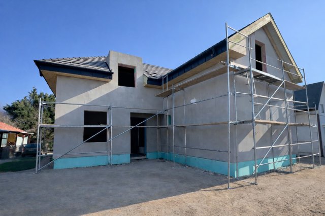 Eladó ikerház, Dunaharasztin 149.9 M Ft, 5 szobás