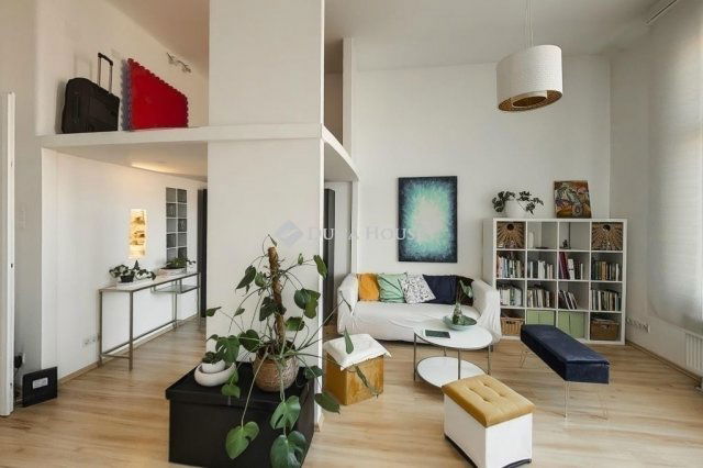 Eladó téglalakás, Budapesten, VIII. kerületben 81 M Ft, 3 szobás