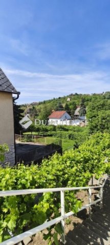 Eladó családi ház, Pécsett 115 M Ft, 4 szobás