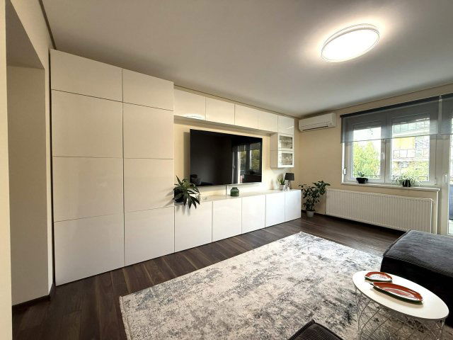 Eladó téglalakás, Szolnokon 45.9 M Ft, 2 szobás