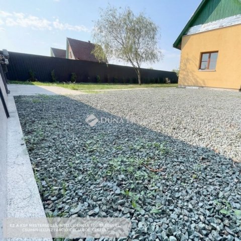 Eladó nyaraló, Békéscsabán 17.9 M Ft, 2 szobás