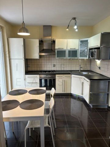 Eladó téglalakás, Szegeden, Béke utcában 77.4 M Ft, 2 szobás